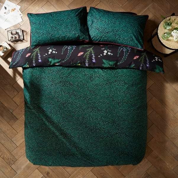Black Beauty Dunelm King Size comforter  Set - with Filling