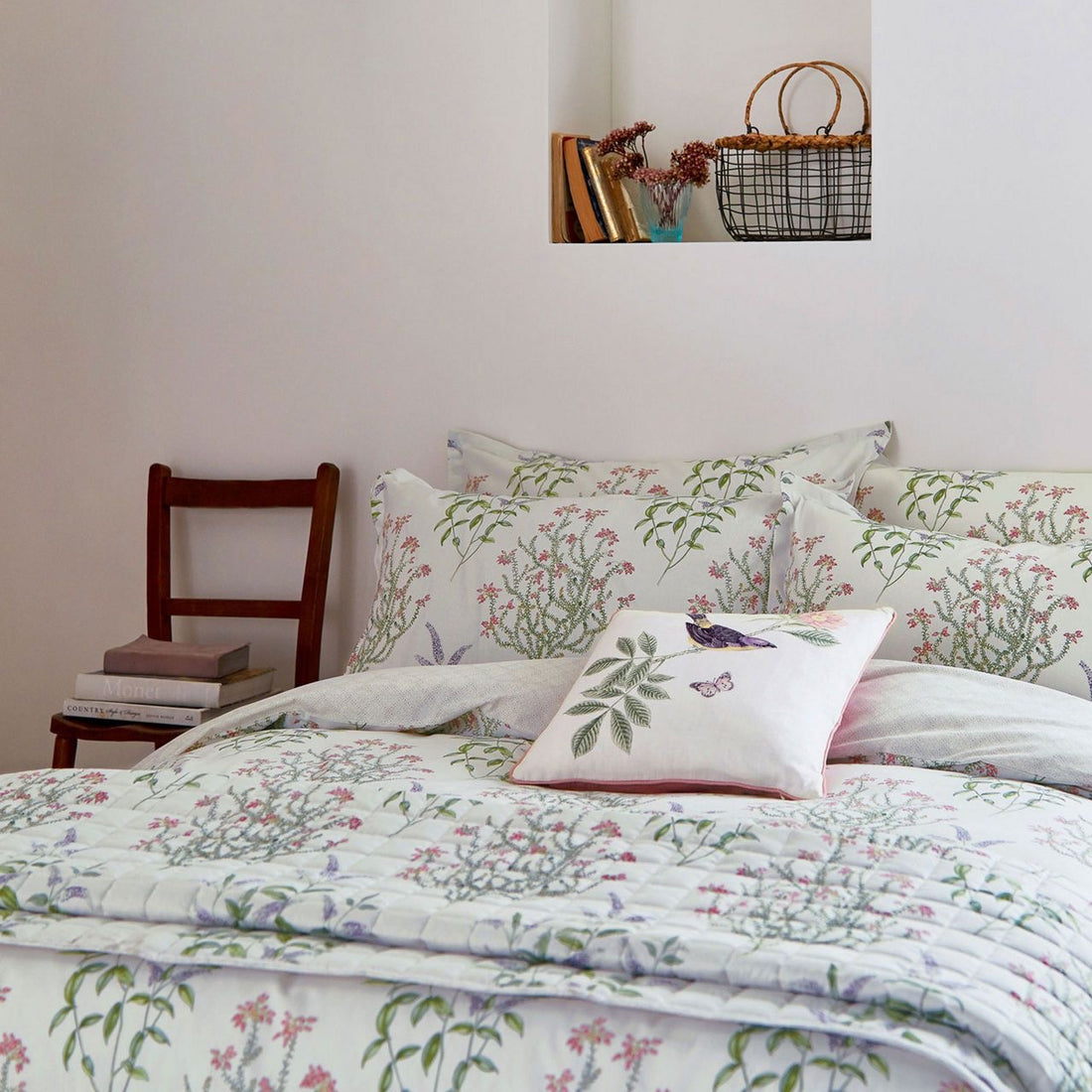 Bunches King Size Comforter Set - With Filling