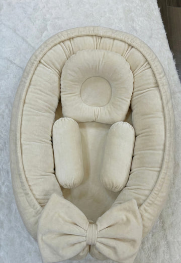 Boucle Snuggle Bed -  white