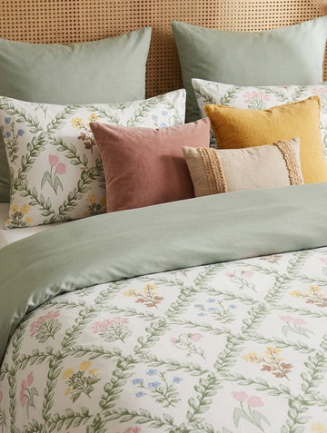 Z - 126 King Size Comforter Set - With Filling