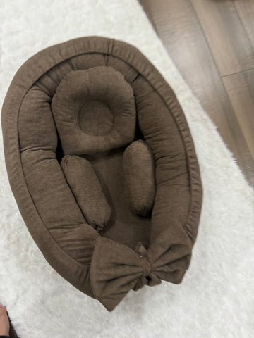 Boucle Snuggle Bed - brown