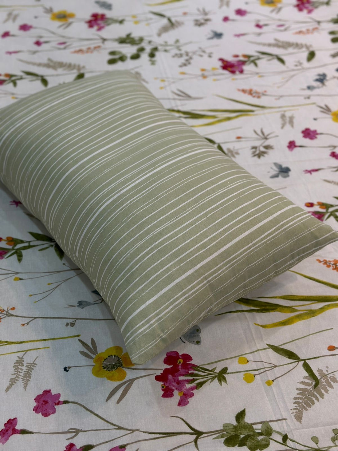 Flower on bed Cotton Bed Sheet