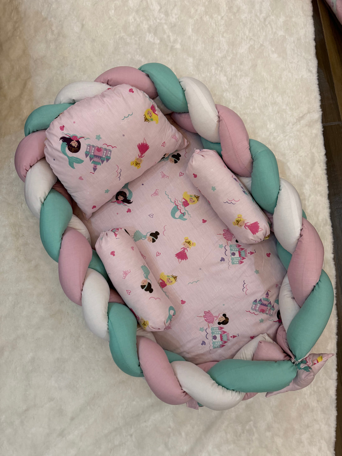 Braided Snuggle Bed - 246