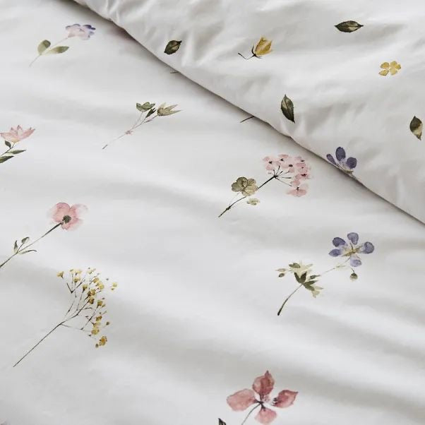 Petals Dunelm King Size Comforter Set - With Filling