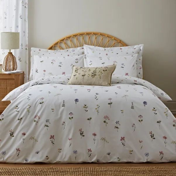 Petals Dunelm King Size Comforter Set - With Filling