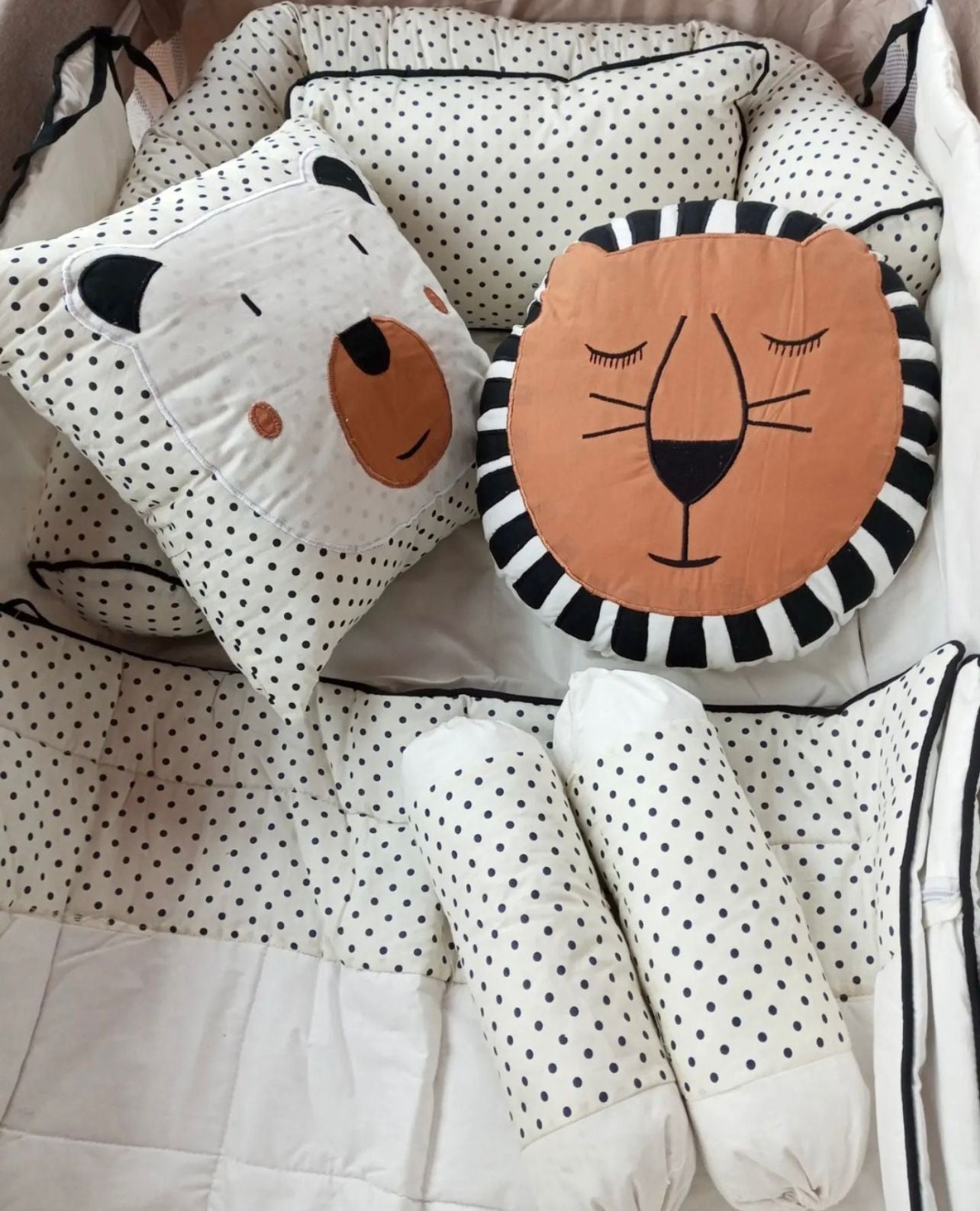 The Lion Cot Bedding Set