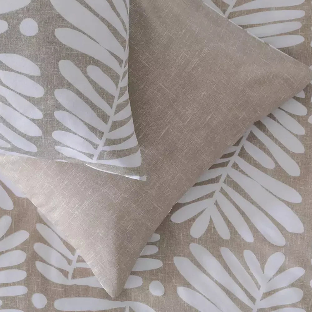 Leafy  King Size Comforter Set - With Filling