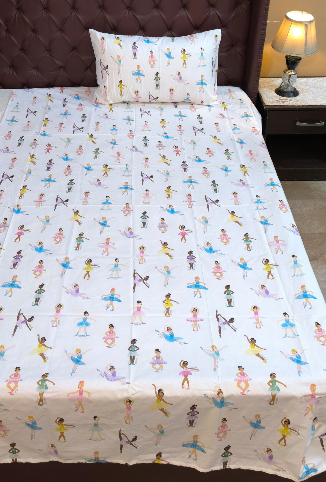 Dancing ballerina cotton Bedsheet