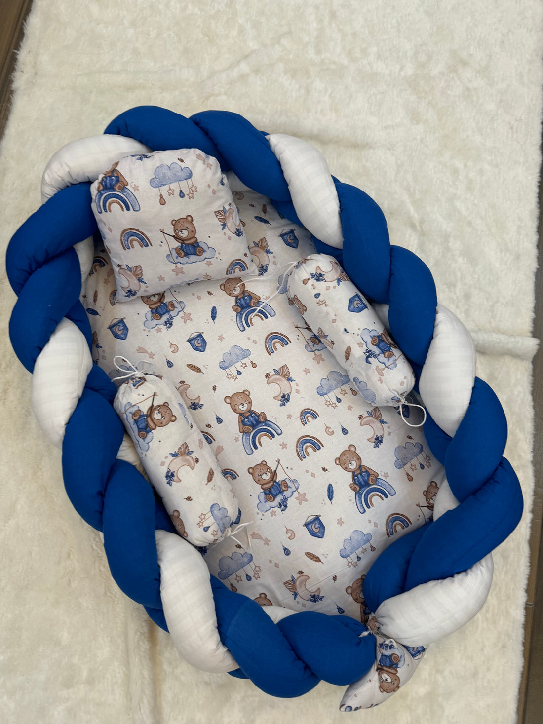 Braided Snuggle Bed - 256