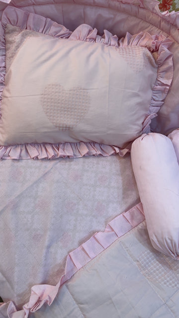 Waffled hearts Cot Bedding Set