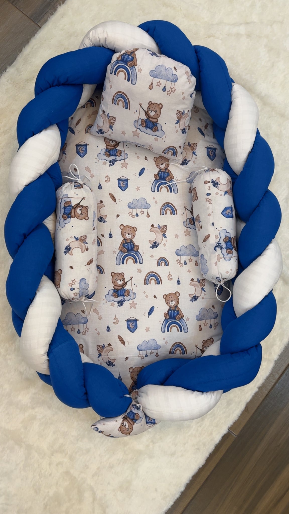 Braided Snuggle Bed - 256