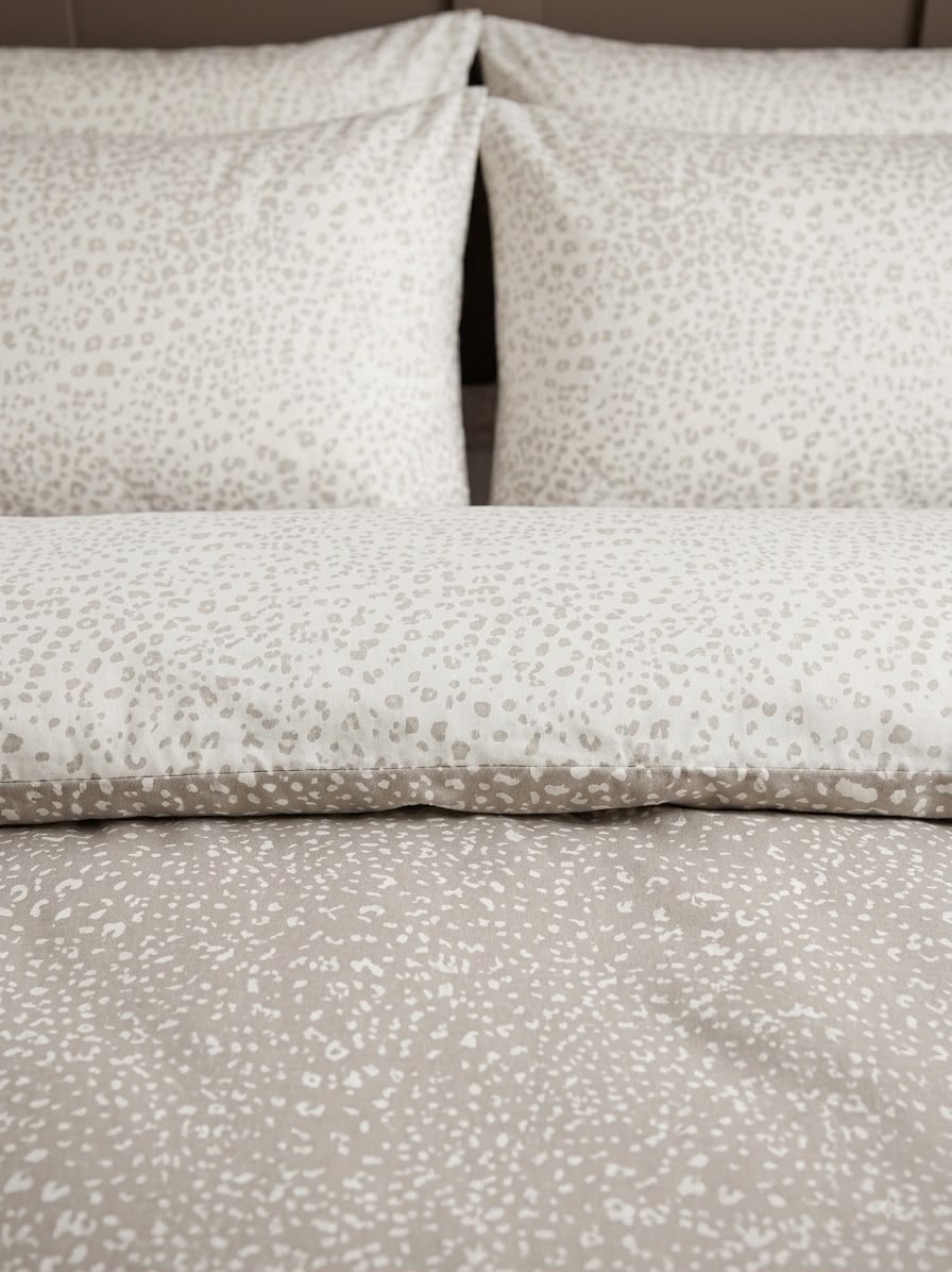 NA-102 King Size Comforter Set - With Filling