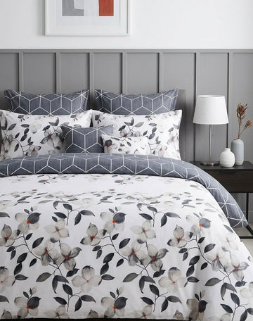 NA- 105 King Size Duvet Cover Set - Without Filling
