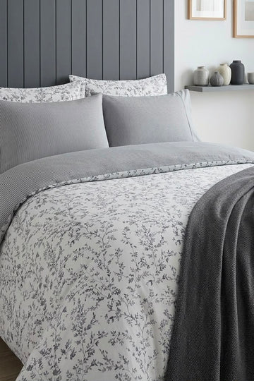 NA-104 King Size Comforter Set - With Filling