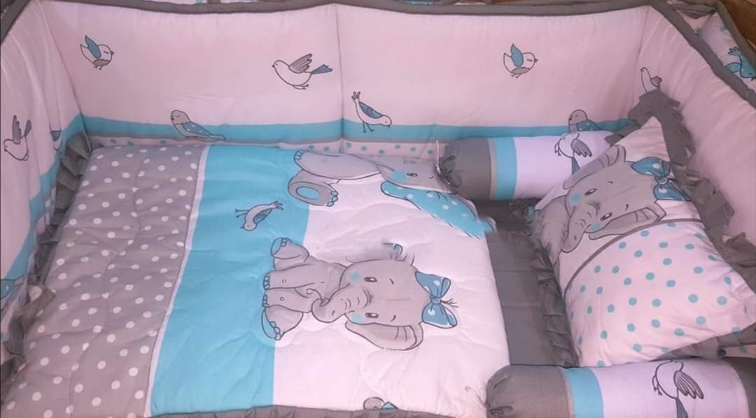 Dumbo Star Cot Set