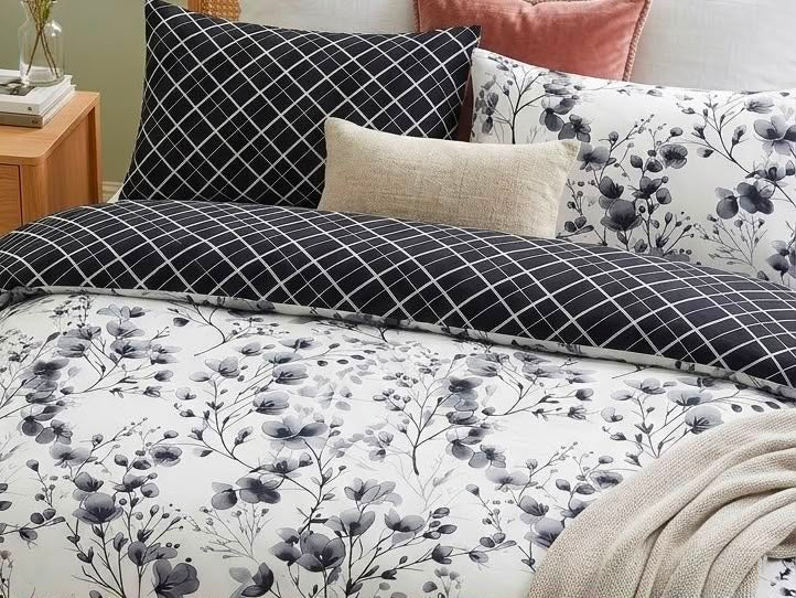 Z - 238 King Size Duvet Cover Set - Without Filling