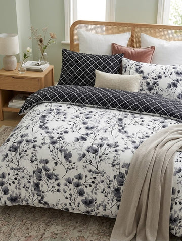 Z - 238 King Size Duvet Cover Set - Without Filling