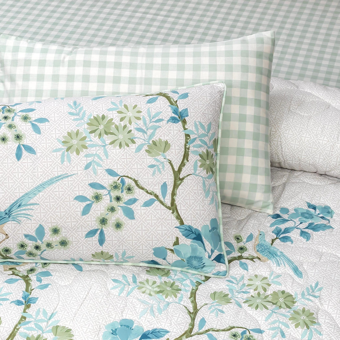 S-108 King Size Comforter Set - With Filling
