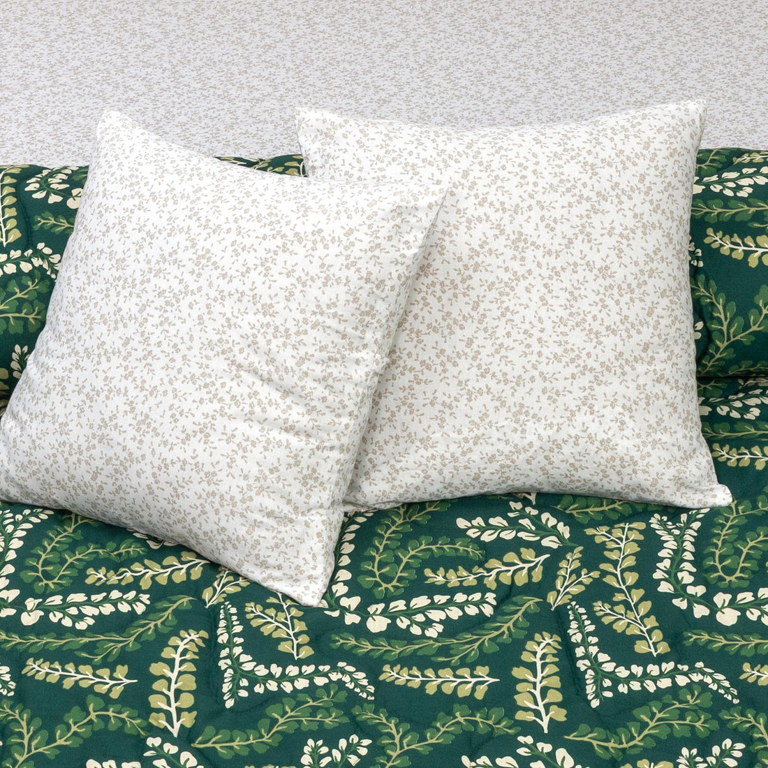 S-109 King Size Comforter Set - With Filling